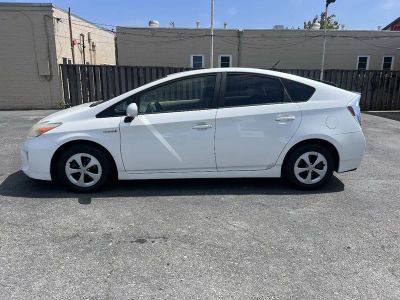 2013 Toyota Prius — engine compartment view