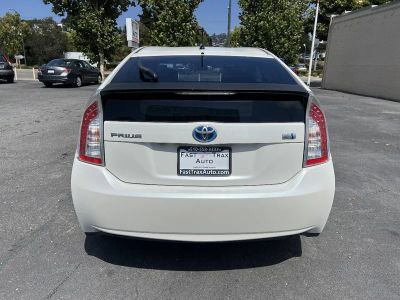 2013 Toyota Prius — photo 7 view