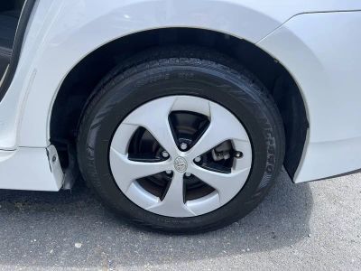 2013 Toyota Prius — photo 18 view