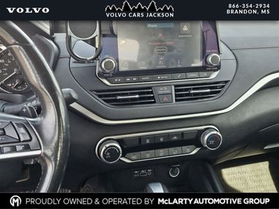 2022 Nissan Altima — photo 9 view