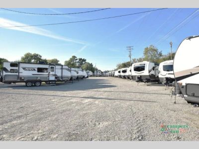2027 Forest River RV Rockwood Ultra Lite — photo 30 view