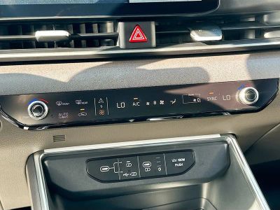 2026 Kia Carnival — photo 16 view