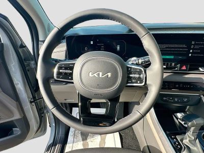 2026 Kia Carnival — photo 11 view
