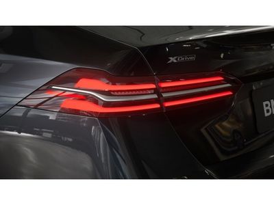 2026 BMW 5 Series - Photo 8