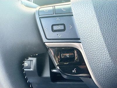 2025 Toyota Camry — photo 36 view