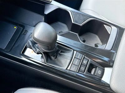 2025 Toyota Camry — photo 27 view