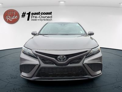 2022 Toyota Camry - Photo 2