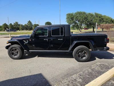2023 Jeep Gladiator — interior view