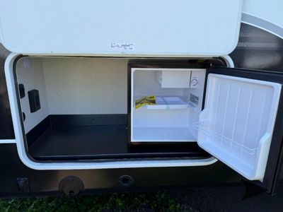 2026 Jayco Eagle HT - Photo 8