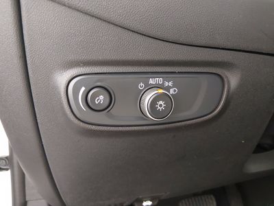 2024 Chevrolet Equinox — photo 13 view