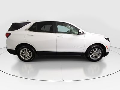 2024 Chevrolet Equinox — photo 8 view