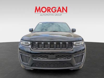 2026 Jeep Grand Cherokee — photo 8 view