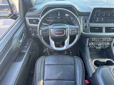 2024 GMC Yukon SLT - Photo 19