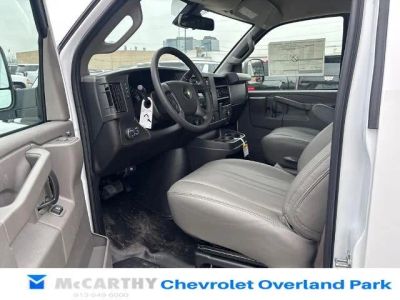 2025 Chevrolet Express Cargo - Photo 5