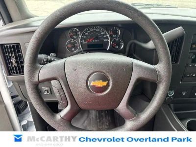2025 Chevrolet Express Cargo - Photo 7