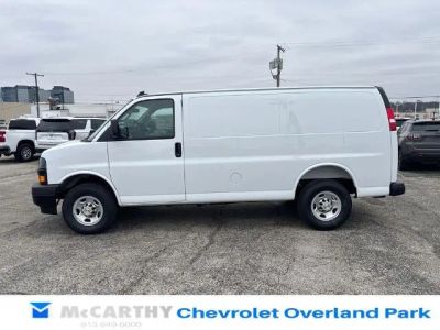 2025 Chevrolet Express Cargo - Photo 3