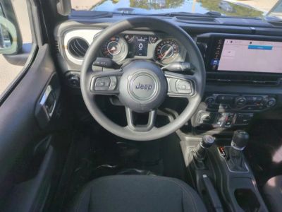 2026 Jeep Wrangler — photo 16 view