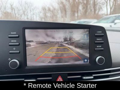 2023 Hyundai Elantra SEL - Photo 16
