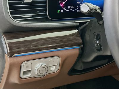 2026 Mercedes-Benz GLE — photo 7 view