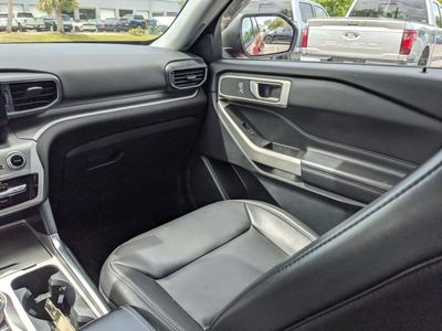 2022 Ford Explorer - Photo 15