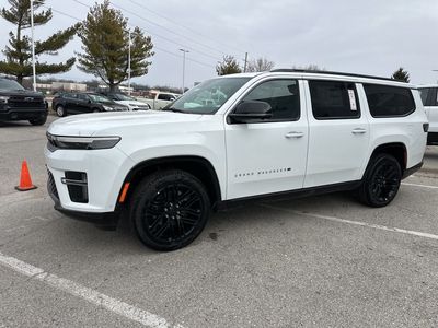 2026 Jeep Grand Wagoneer L — photo 10 view
