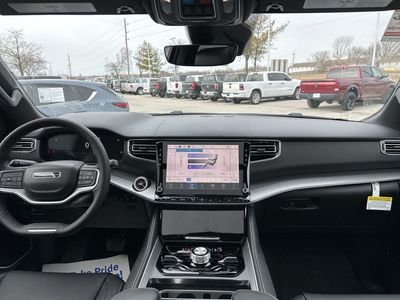 2026 Jeep Grand Wagoneer L — photo 13 view