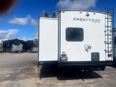 2026 VENTURE RV SPORTTREK - Photo 4
