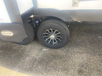 2026 VENTURE RV SPORTTREK - Photo 11