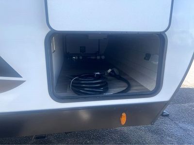 2026 VENTURE RV SPORTTREK - Photo 9