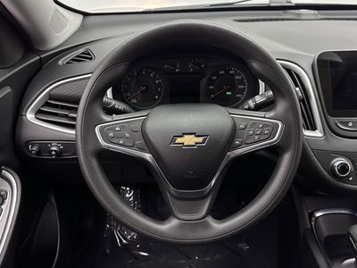 2022 Chevrolet Malibu - Photo 23