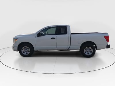 2022 Nissan Titan - Photo 4