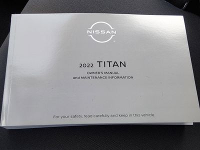 2022 Nissan Titan - Photo 20