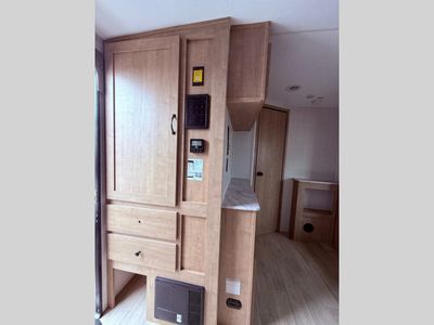 2025 Palomino SolAire - Photo 31