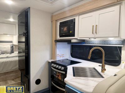 2026 Thor Motor Coach Quantum - Photo 5