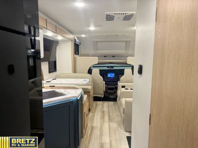 2026 Thor Motor Coach Quantum - Photo 7