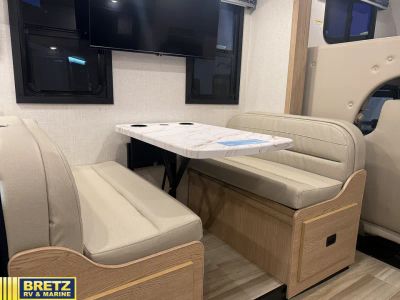 2026 Thor Motor Coach Quantum - Photo 11