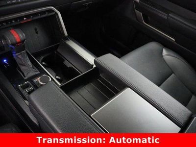 2025 Toyota Sequoia 4WD — photo 17 view