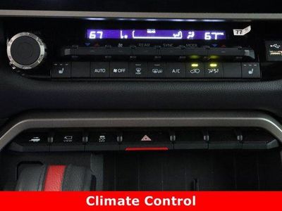 2025 Toyota Sequoia 4WD — photo 20 view