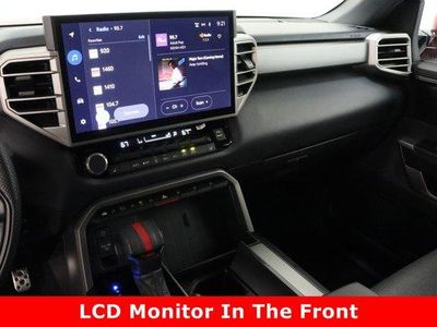 2025 Toyota Sequoia 4WD — photo 16 view