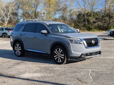 2023 Nissan Pathfinder - Photo 3