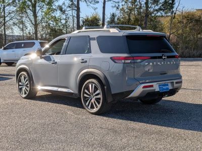 2023 Nissan Pathfinder - Photo 2