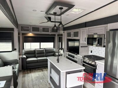 2024 Keystone RV Montana High Country - Photo 10