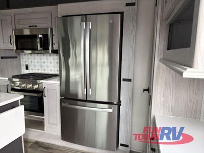 2024 Keystone RV Montana High Country - Photo 12