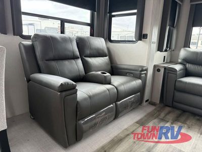 2024 Keystone RV Montana High Country - Photo 17