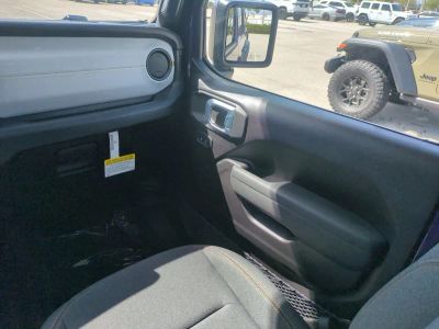 2026 Jeep Gladiator — photo 19 view
