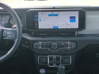 2026 Jeep Gladiator — photo 20 view