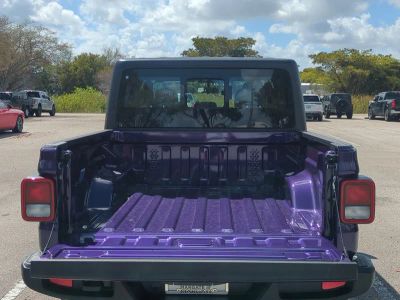 2026 Jeep Gladiator — photo 15 view