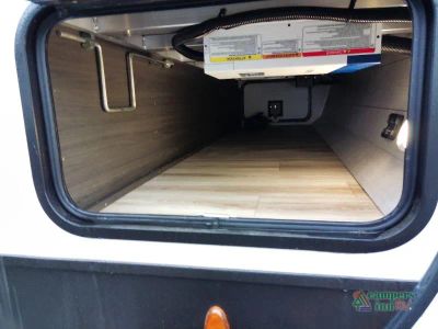 2026 Venture RV SportTrek Touring Edition — photo 11 view