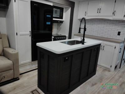 2026 Venture RV SportTrek Touring Edition — photo 28 view