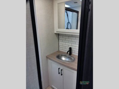 2026 Venture RV SportTrek Touring Edition — photo 35 view